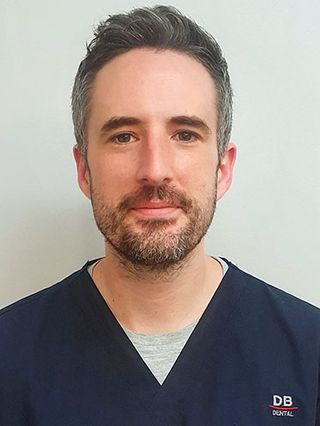 Dr Jonathan Macartney - Dentist
