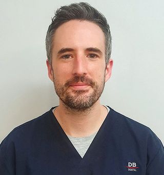 Dr Jonathan Macartney - Dentist