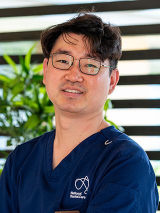 Dr Joshua Kim - Dentist