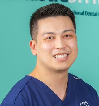 Dr Michael Wu - Dentist
