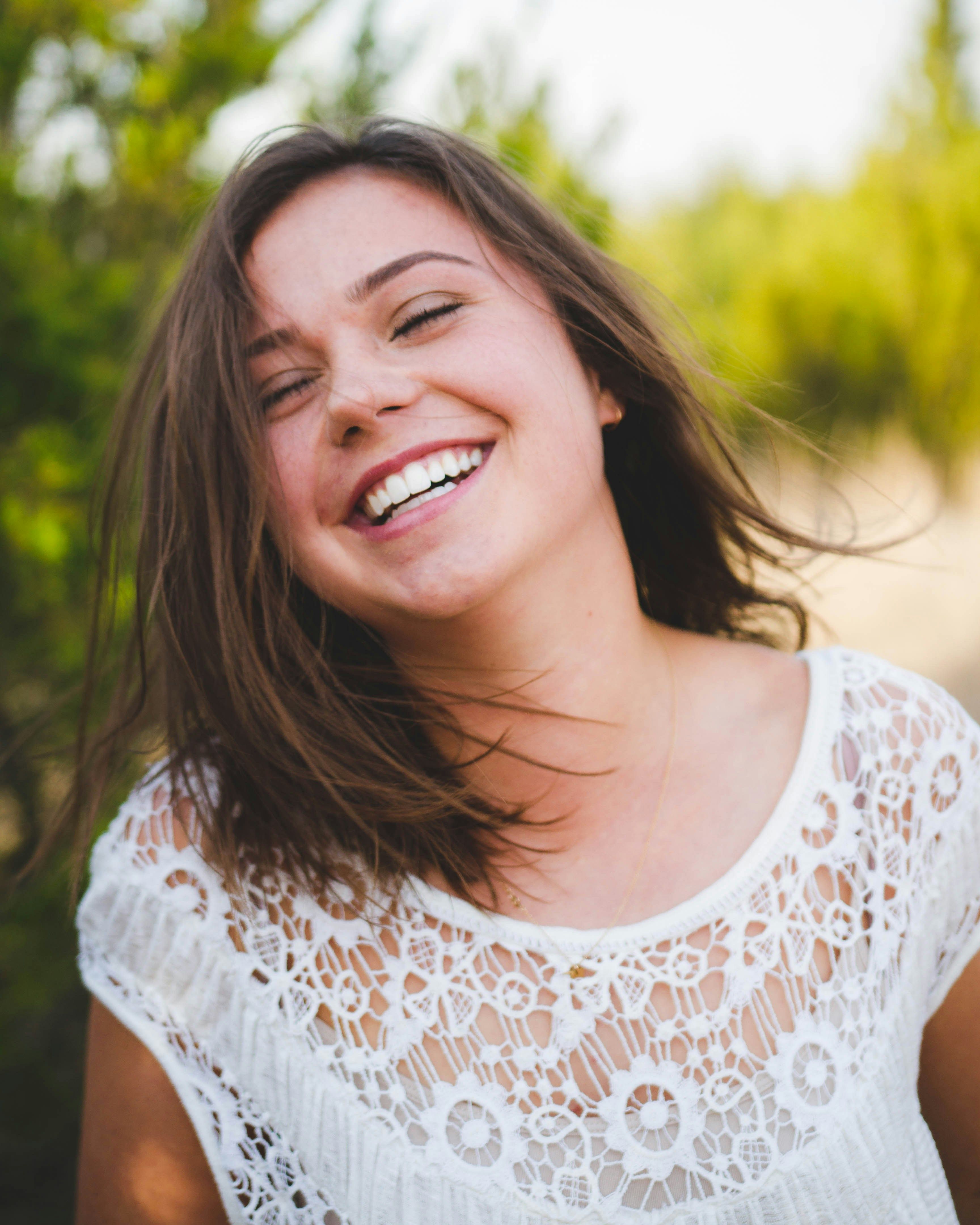 Teeth Whitened in a Single Visit for $880