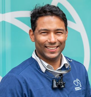 Dr Marcio Maia - Dentist