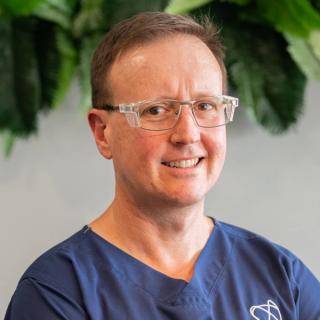 Dr Damian Lavery - Dentist