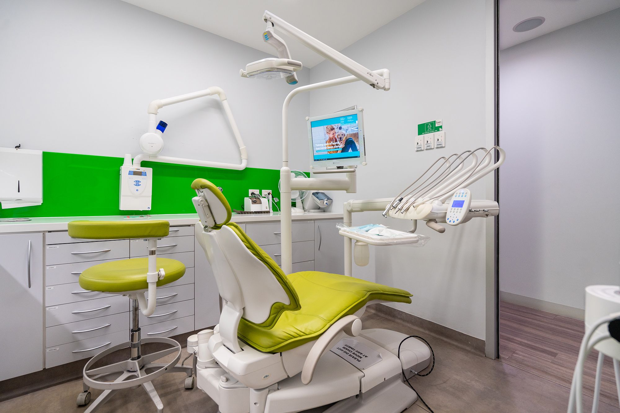 Kooringal dentist surgery room 1