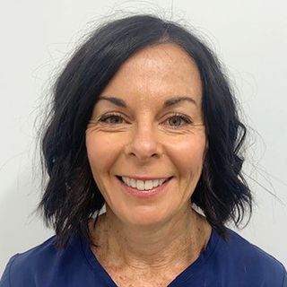 Dr Kathryn Carles - Dentist
