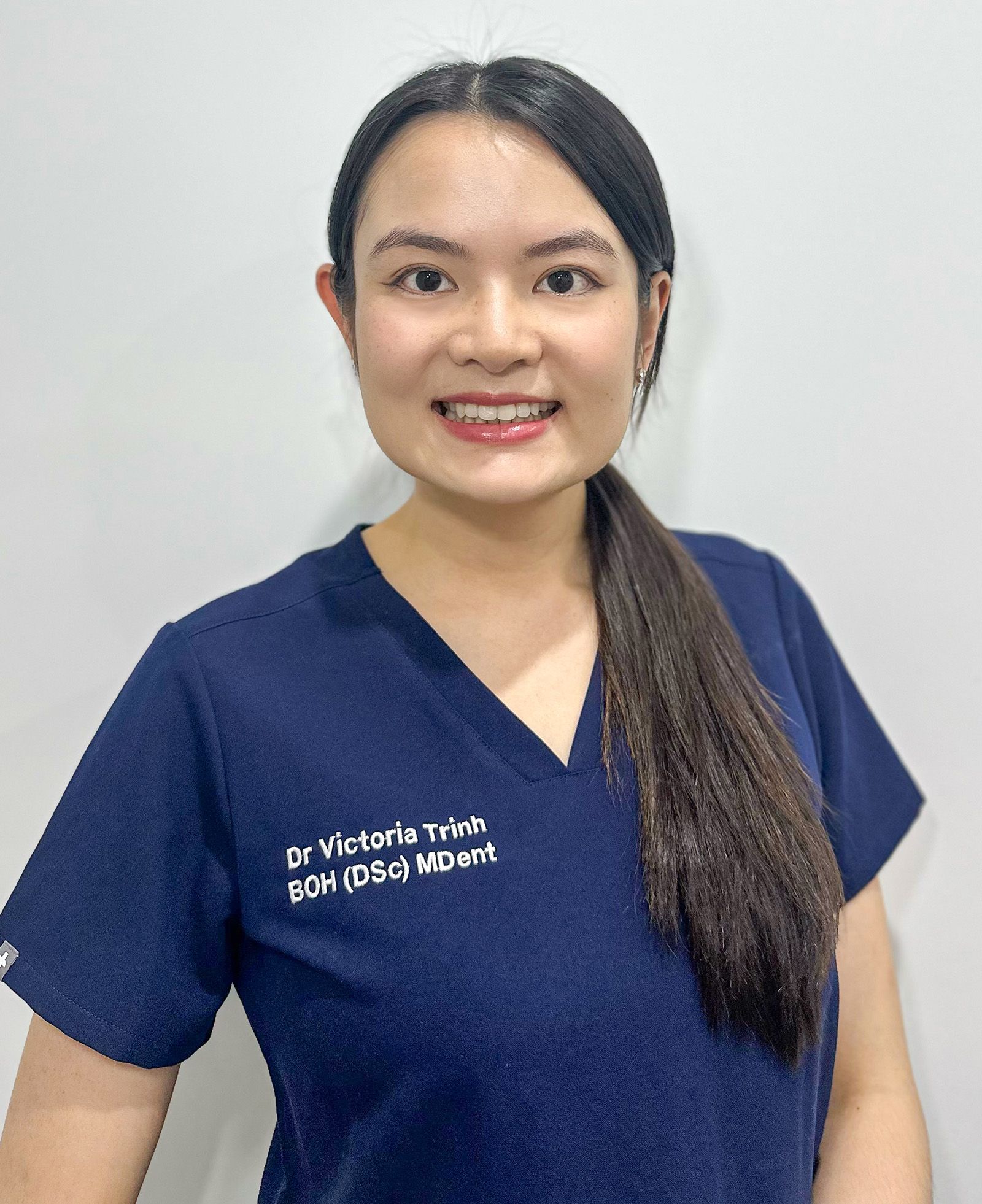 Image of Dr Victoria Trinh, your local dentist.