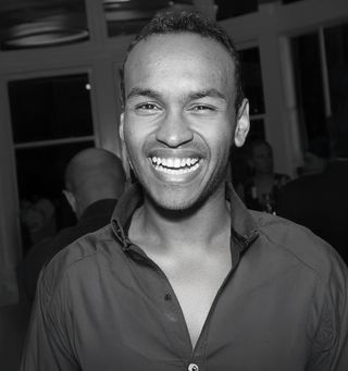 Dr Muhamed Agag - Dentist