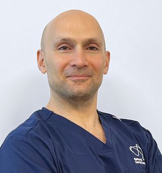 Dr Naser Albarbari - Dentist