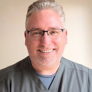 Dr Josh Vowles - Dentist
