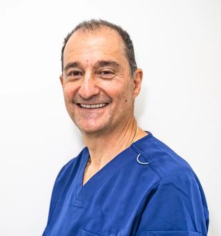 Image of Dr Len Hoffenberg, your local CBD Dentist.