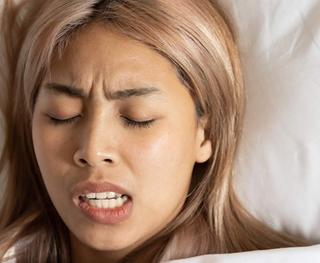 Grinding (Bruxism)/Clenching