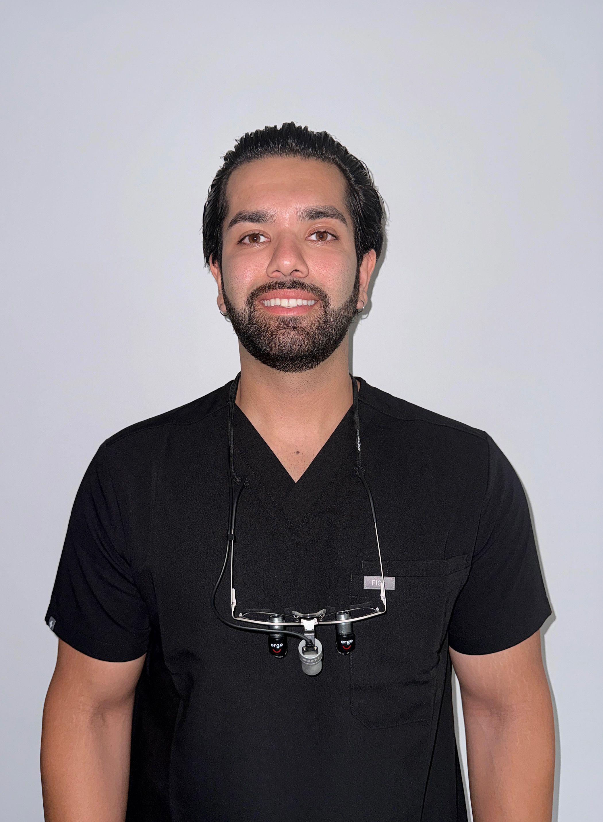 Image of Alireza Kashi, your local oral health therapist.