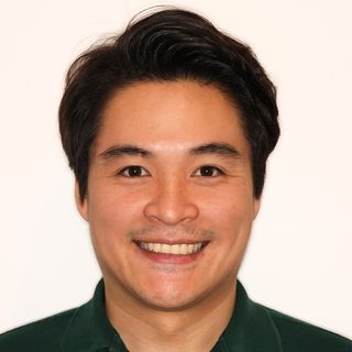 Image of Dr Chris Lee, your local dentist.