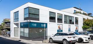 Image of the entrance of K1 Dental, your local dental clinic in Melbourne's inner suburbs.