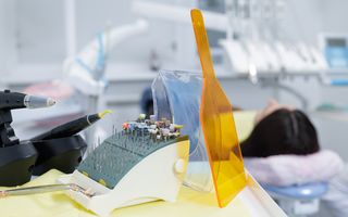 Image of dentist tool set used for endodontics.