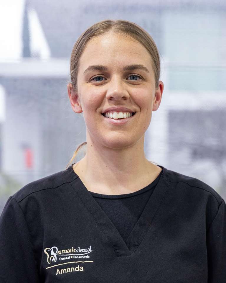 Amanda (Receptionist)