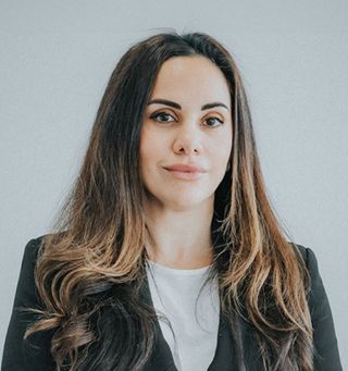 Dr Stacey Strangio - Dentist