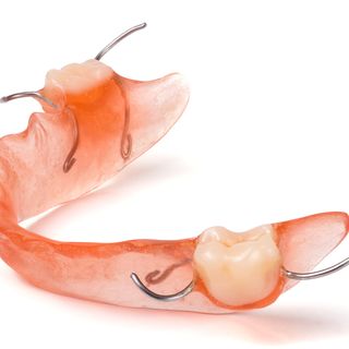 Image of a partial set of valplast dentures.