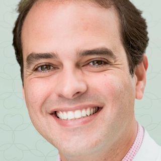 Dr Fabio Miranda - Dentist