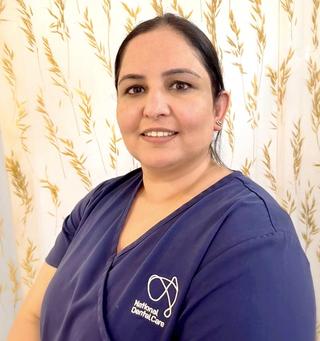 Dr Anu Singla - Dentist