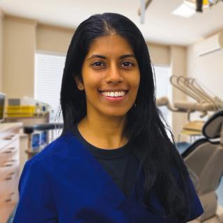 Dr Mudusha Ranatunga - Dentist