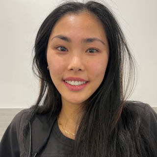 Dr Theresa Truong - Dentist