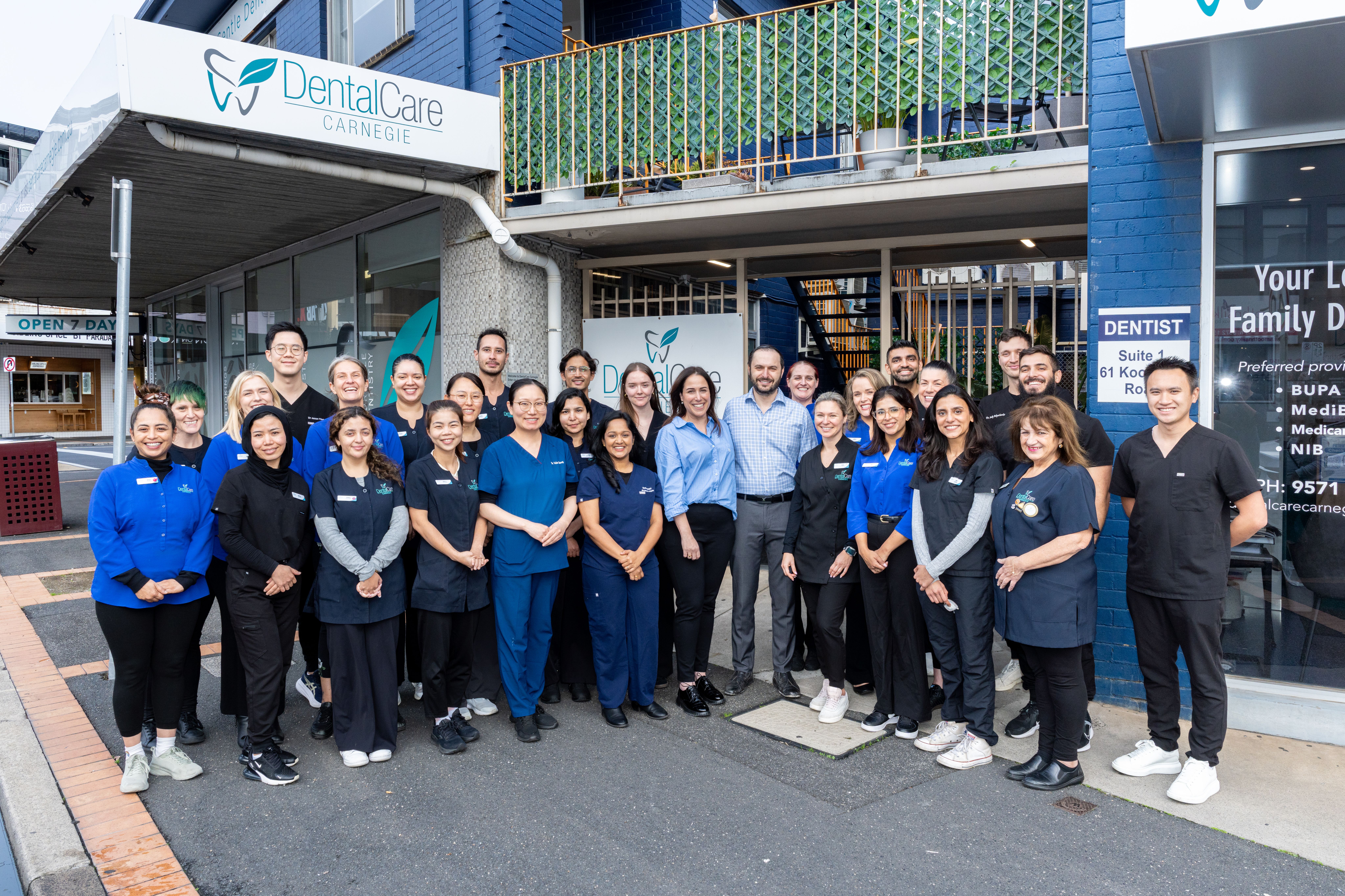 DentalCare Carnegie crowns and bridges near Chadstone. 