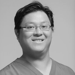 Image of Dr. Thuy Le, dentist.