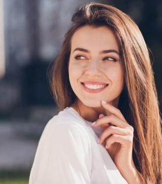 Teeth whitening treatment before and after