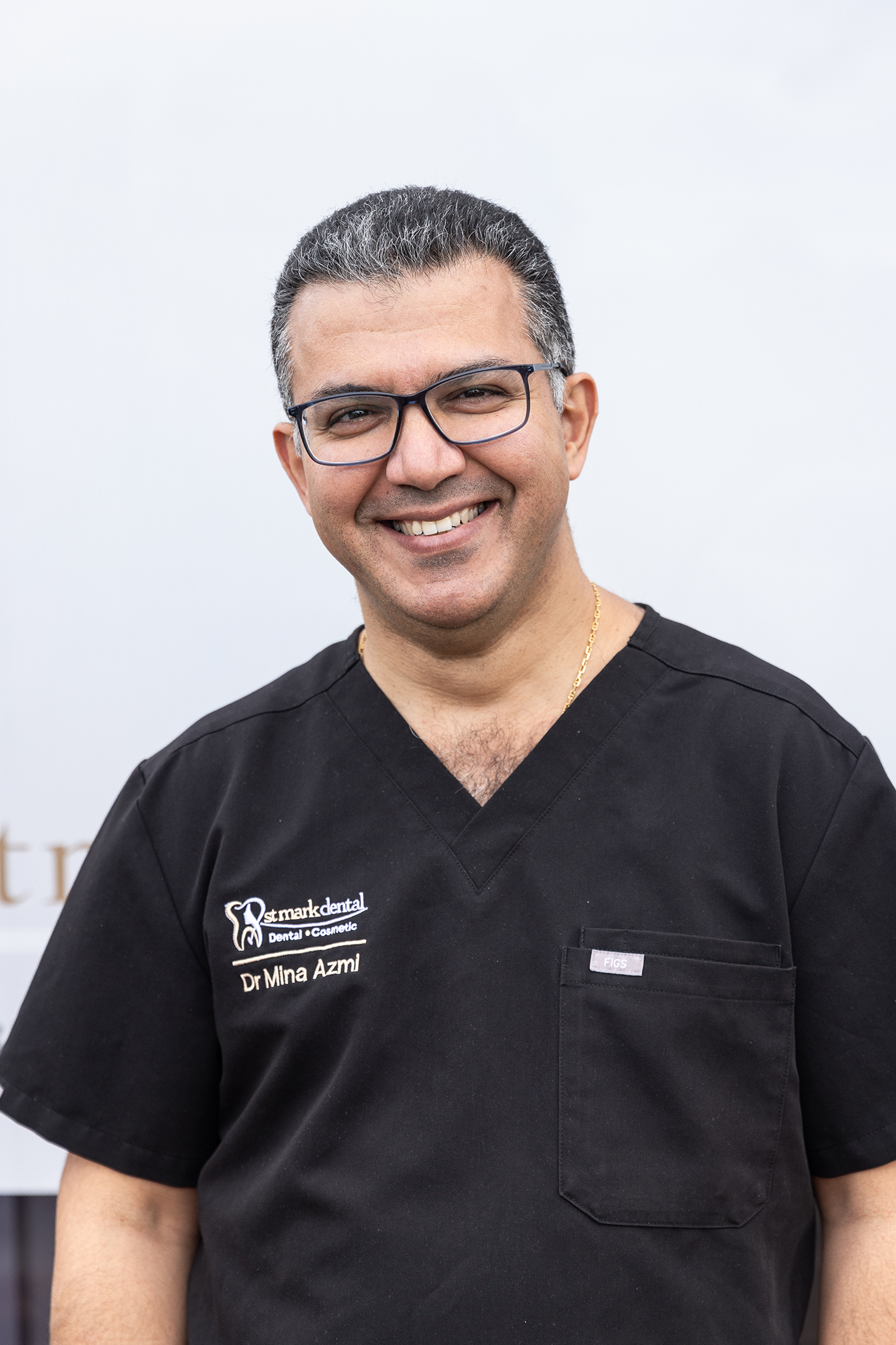 Dr Mina Azmi (Dentist)