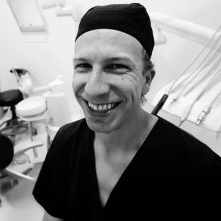 Dr Wesley Huupponen - Dentist