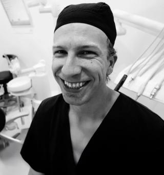 Dr Wesley Huupponen - Dentist