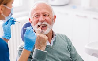 What are all-on-4 dental implants