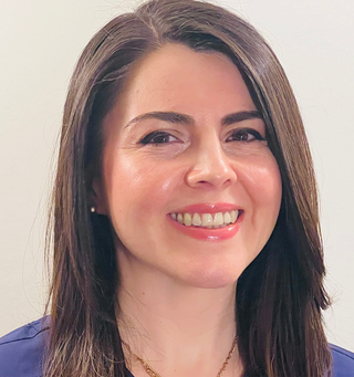 Dr Cindy Mograve - Dentist