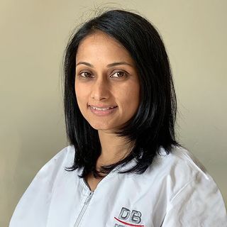 Dr Sanjna Shah - Dentist