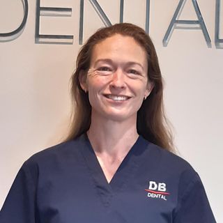 Dr Seanne Brookes - Dentist