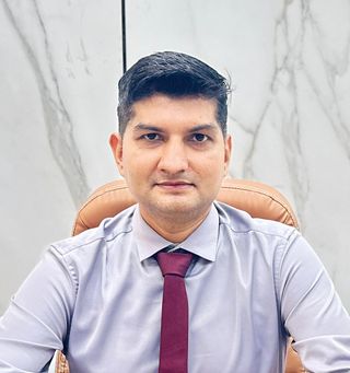 Image of Sohez Makani, your local dentist.