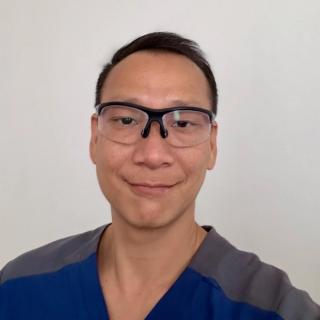 Image of Dr Loi Hoang, your local dentist.