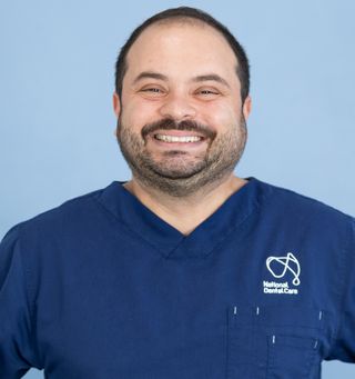 Dr Ersan Karadeniz - Dentist