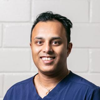 Dr Sachi Fernando Dentist