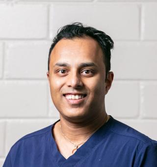 Dr Sachi Fernando Dentist