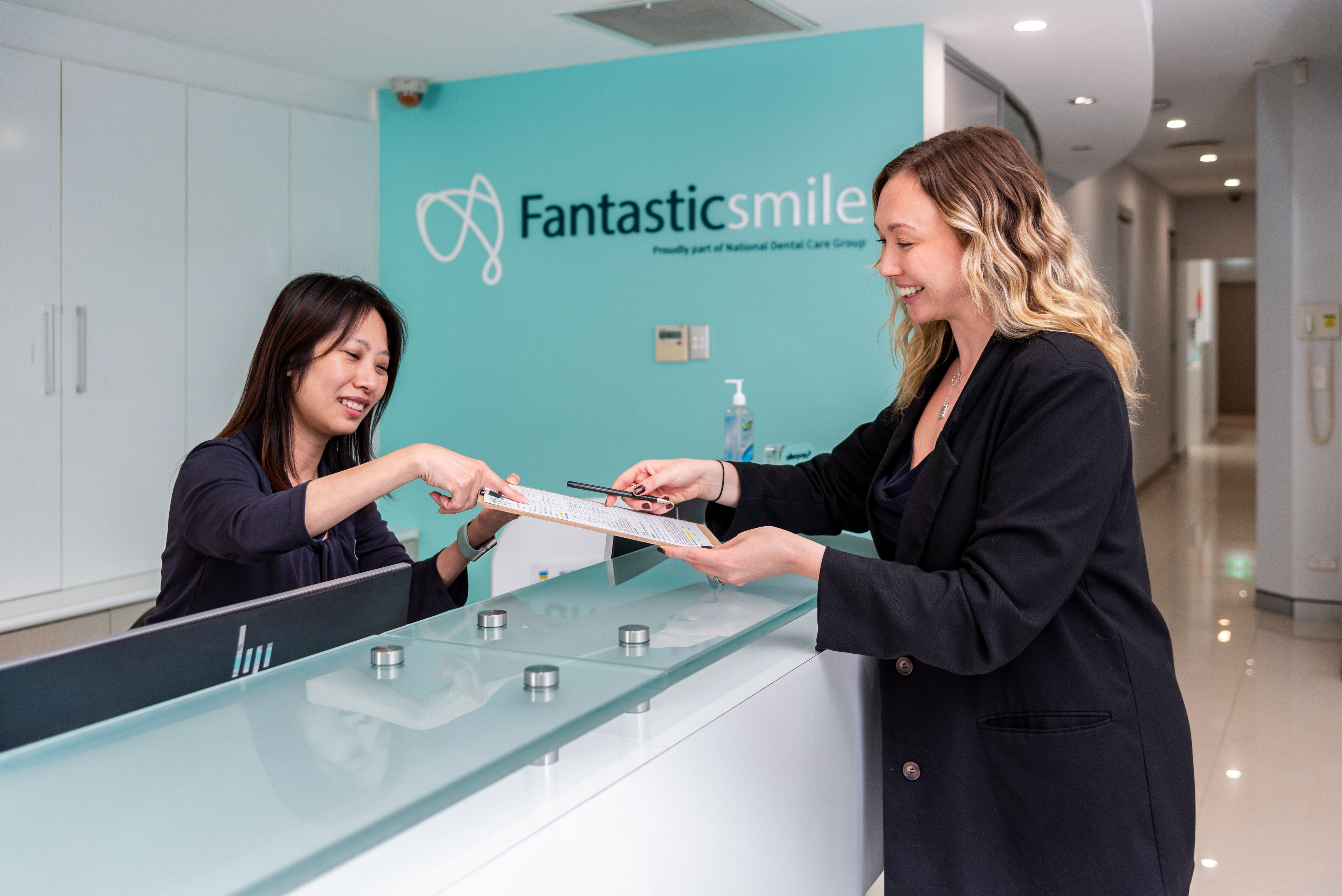 Fantastic Smile entrance and reception