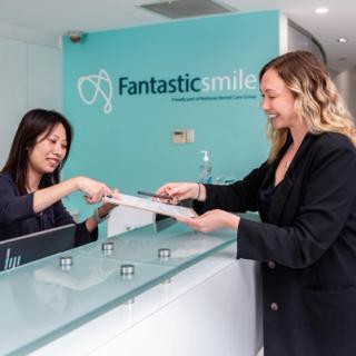 Fantastic Smile entrance and reception