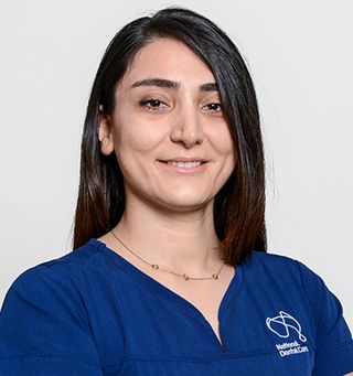 Dr Vanya Rasaie - Dentist