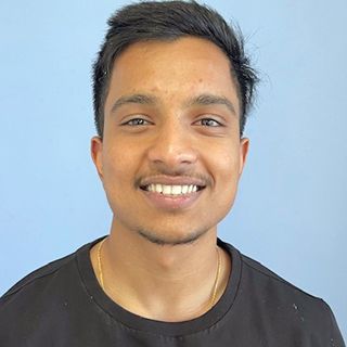 Dr Anitya Savnak - Dentist