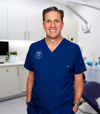 Meet Dr Lloyd Saville - Principal Dentist at 818 Dental