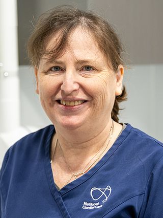 Dr Carolyn Hobson - Dentist