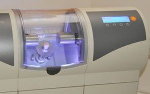 Image of a CEREC machine that creating teeth models.