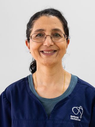 Dr Shireen Hamid - Dentist