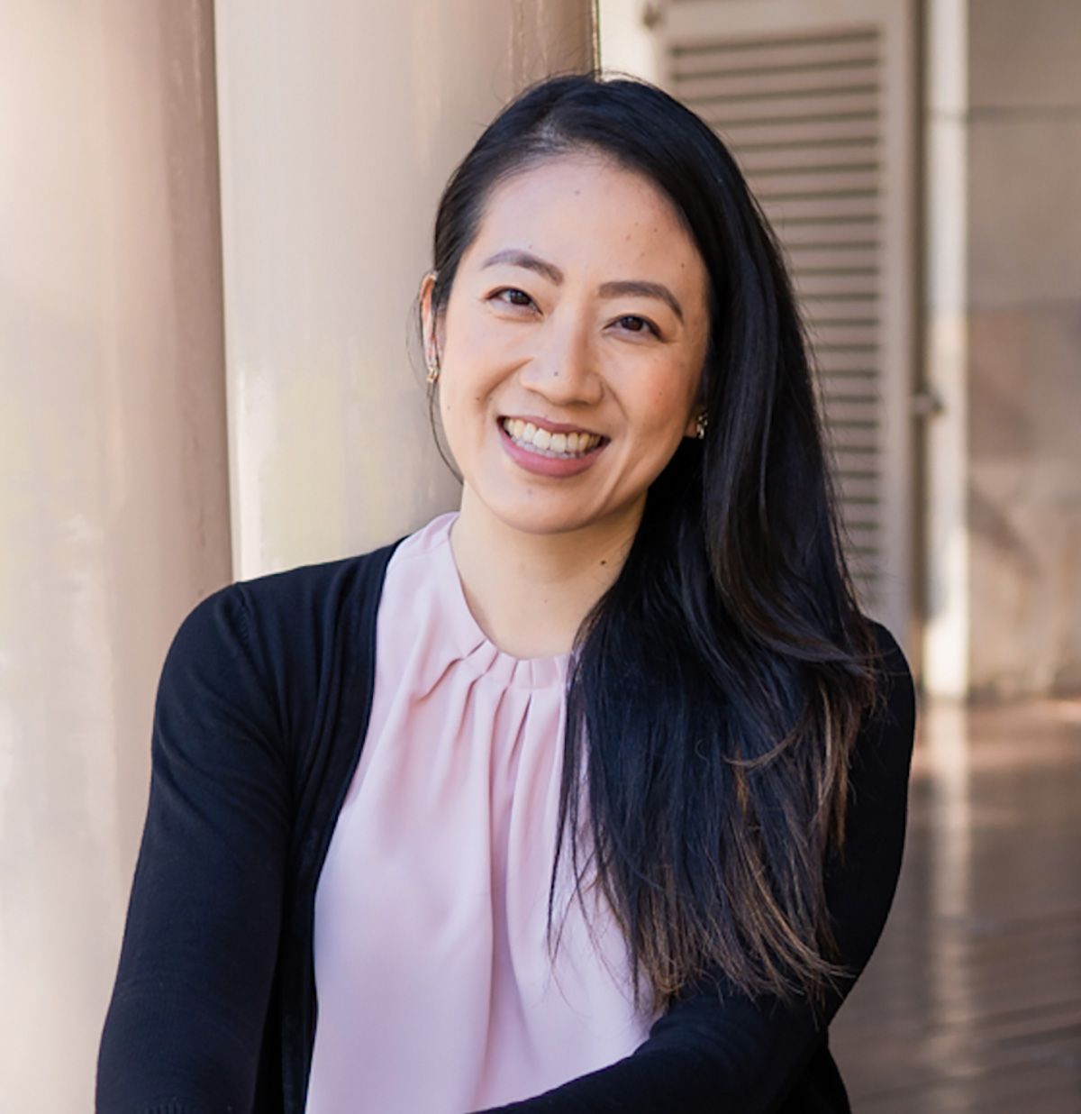 Image of Dr Ellie Lou, your local dentist.